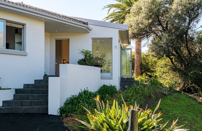 Charming Home With Mountain Views at Rivendell - Photo 39