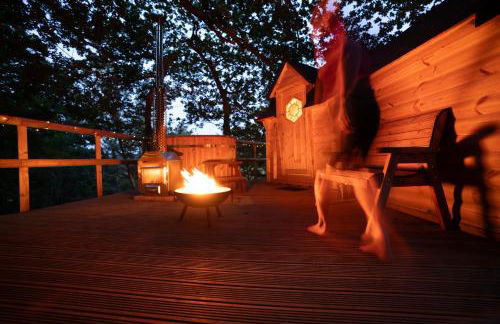 Pine Tree House with Hot tub & Sauna - Foto 12