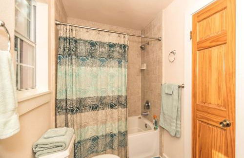 Lovely Cottage Retreat in Texas Hill Country with Cypress Creek Views near Hamilton Pool - Foto 19