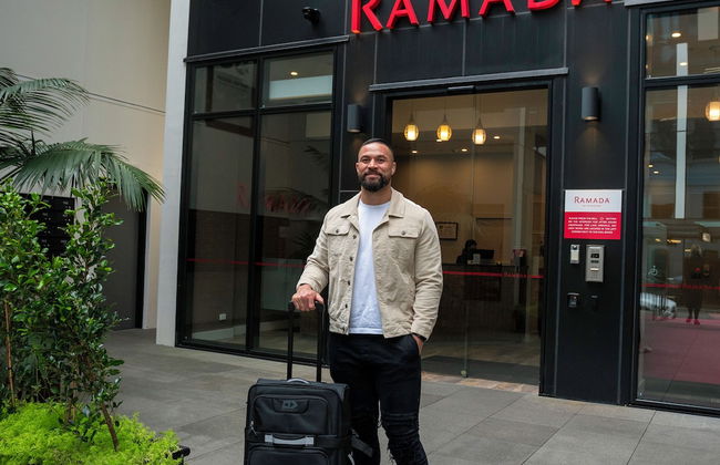 Ramada Suites By Wyndham Victoria Street West - Photo 51