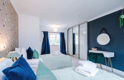 Stylish 4 Bedroom Home in Port Sunlight with 7 Beds Perfect for Business Bookings and Groups - Foto 47