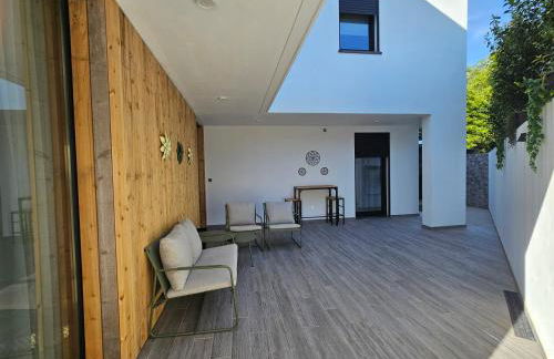 NEXT HOUSE - Photo 23