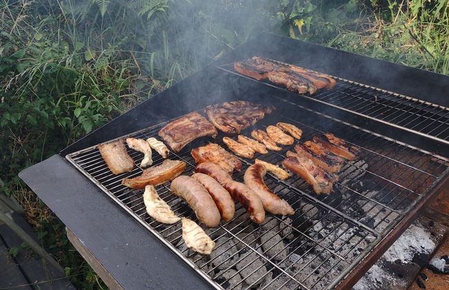 Charming 3-bed Caravan Cymtydu - Foto 17