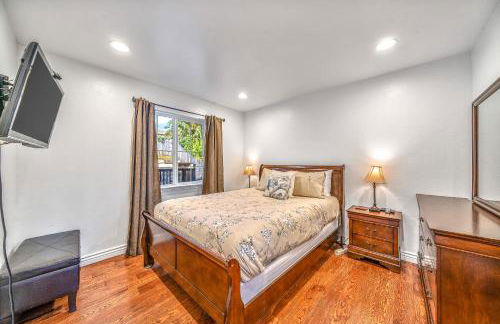 Fully Updated 3 BDR Seaside Home Minutes to Beach! - Foto 54