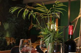 MAISON "Jungle House" 90 m2 BILLARD, RÉTROPROJECTEUR, BAR À JEUX , VINYLE, WIFI FIBRE, idéal PRO & FAMILLE à Montbrison - Foto 8