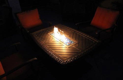 Arts, Fenced Private Pool, Fire World - Foto 33