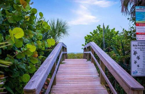 Beach house w/Putting Green/Game Rm/Rooftop Deck - Foto 19