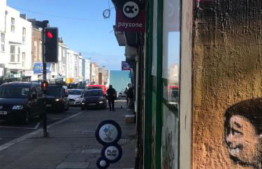 Penthouse Suite, Sea View, Close to Shops, Beach and Train - Foto 36