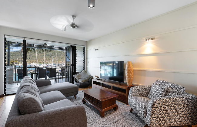 The Boathouse Apartments - Photo 5