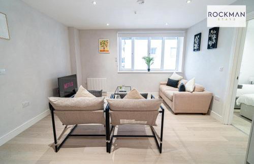 Library House Apartments - FREE PARKING - Contractor Hub - Superfast Wi-Fi - Long Term Stays - Foto 11