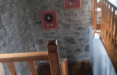 Vitina Number 5 House - Photo 11