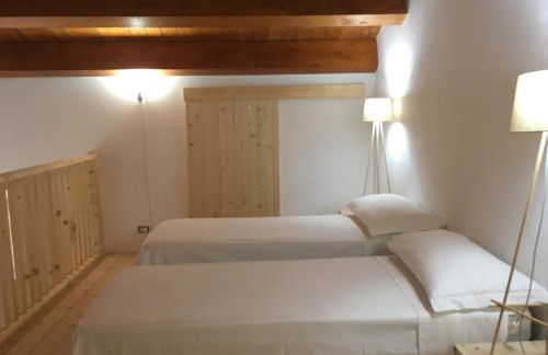 BORGO PETELIA, "Casa Perri", antica casa ristrutturata con terrazzo - Foto 15