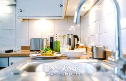 Designer apartments for City Breaks in Chester - Photo 25