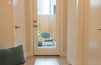 15mi to FIFA l Walkable l Gym l Garage l Heights! - Foto 48