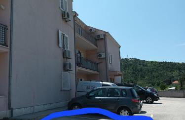 Apartman Sofia za 3 s parking blizu centra - Photo 3