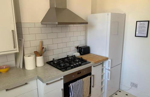 Tree Tops Apartment in Tunbridge Wells - Photo 5