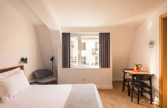 The Lisbonaire Apartments - Photo 19