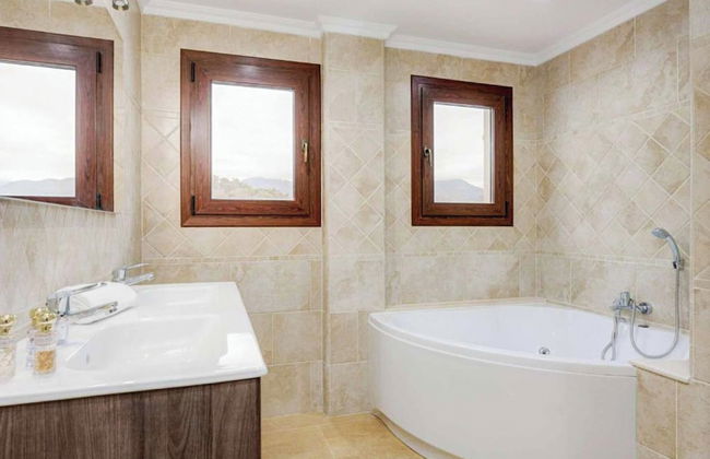 Villa Lara Pinta - Photo 26