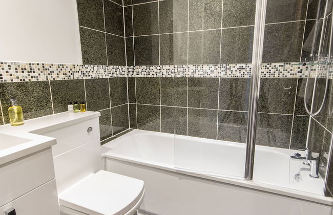 1 Bed- Mess Deck by Pureserviced - Foto 6