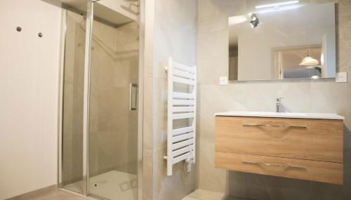 Duplex Échanges complices ,Frontière - Foto 5, towels, Shower