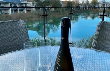 Coopers Lodge Luxury Lakefront Home Pool Spa - Foto 1