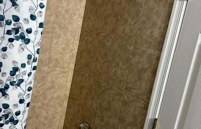 ROOM D 6 MINS EWR AIRPORT CLOSE TO NY - Foto 11