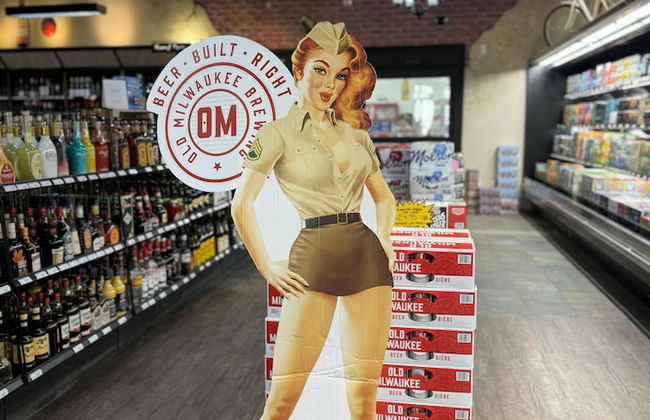 Divya Sutra Plaza and Conference Centre, Vernon, BC - Foto 57