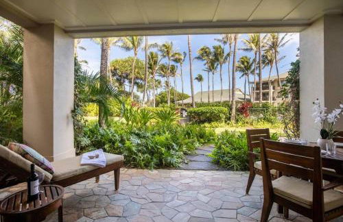 Glorious Beachfront High End Villa grass to sand - Photo 12