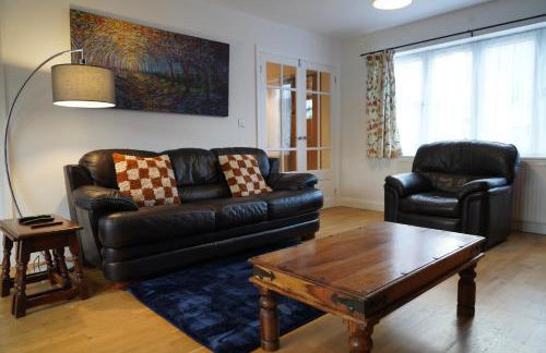 5bed House, 8 Double beds Perfect for large groups - Foto 17