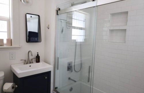 Modern Home In Heart Of Downtown Klamath Falls - Foto 30