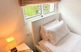 109 - Beachside Renovated 1BR apt 5 min from Beach - Photo 10