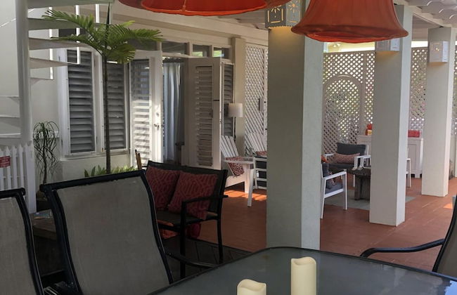 Dreamin Villa - 3 B R Beachfront w Staff - Photo 17