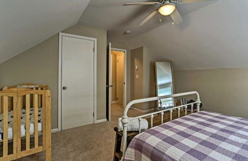 Deck and Gas Grill Modern East Stroudsburg Home! - Foto 17