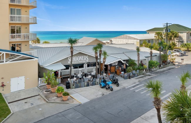 Seychelles Beach Resort by Panhandle Getaways - Foto 44