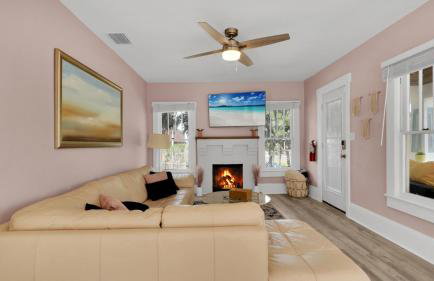 Beaches, Parks, Downtown, Trail, Breweries, Bikes, Gameroom - Foto 7