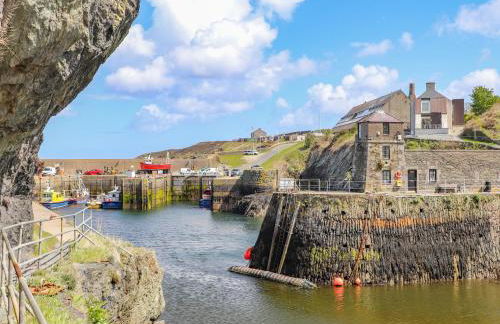 The Hawthorns - Photo 41