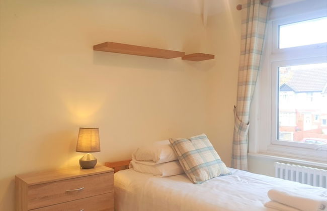 Large 5 Bedroom House Terrace Parking - Foto 6