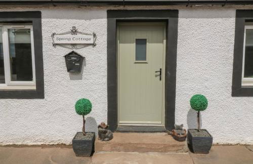 Spring Cottage - Photo 2