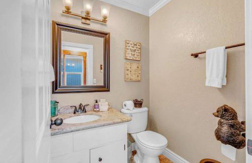 South Lake Retreat Deck Dock & Game Table - Foto 31