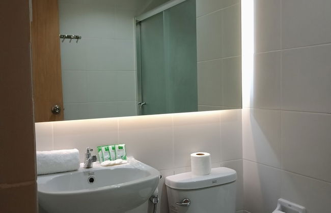 FGR Vacation Home at Mivesa Garden Residences - Foto 33