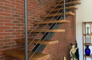 IRON MAN offer a villa located right on the river - Foto 12