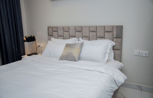 unreal homes - Photo 6