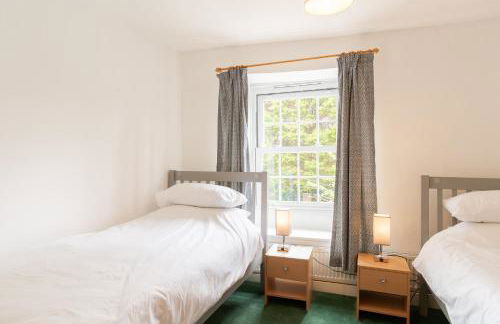 Lolgorien, West Cornwall, Sleeps 8 - Foto 56