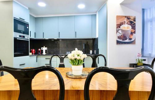 Train Station by Lugo Collection - Foto 23