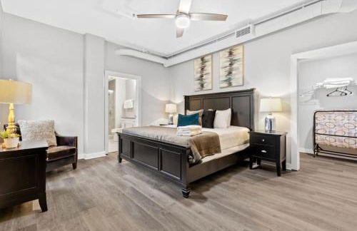 Luxurious Downtown-2 bed 2 bath Corner 2M - Foto 15