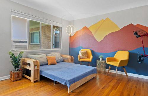 10 min to Red Rocks & KING BED & 7min to I70 & DT Golden & STR-25-0009 - Photo 4