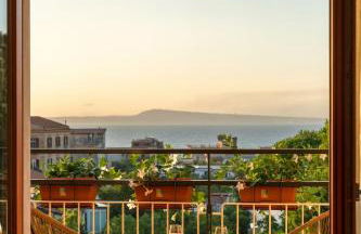 Sorrento Coast Retreat for Families with Terrace&View - Foto 9