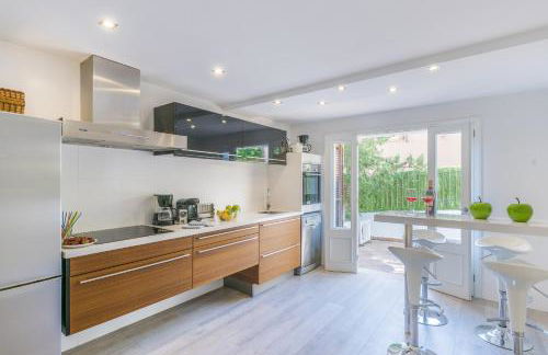 Villa Alcanada - Family only - Foto 22