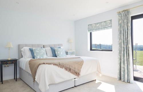 The Wendy House - Photo 13