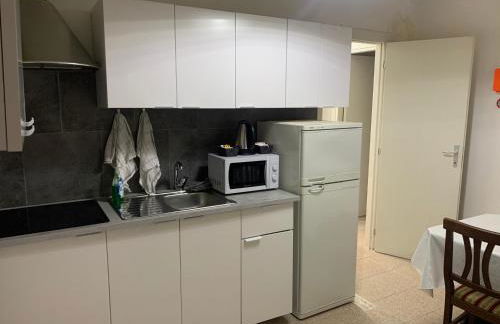 At Mollys metro A LucioSestio - Foto 9